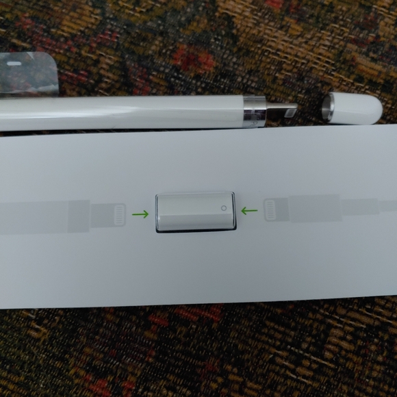 Apple Pencil.  IPad pro or iPad 6th generation. - Picture 9 of 10